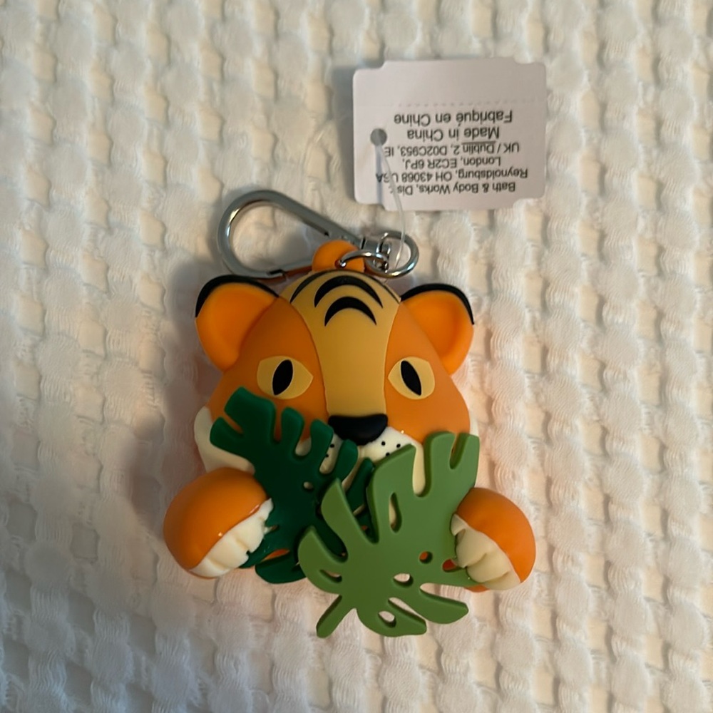 Bath and body tiger hand sanitizer holder